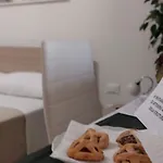 Un Passo Dal Porto 3*