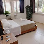فندق مبيت وإفطار Un Passo Dal Porto 3*
