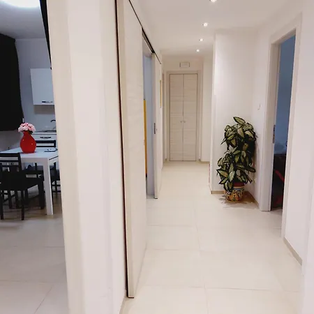 فندق مبيت وإفطار Un Passo Dal Porto