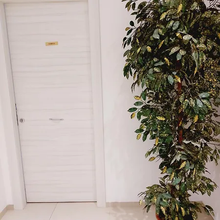 Un Passo Dal Porto فندق مبيت وإفطار باليرمو