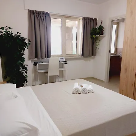 Un Passo Dal Porto 3* باليرمو